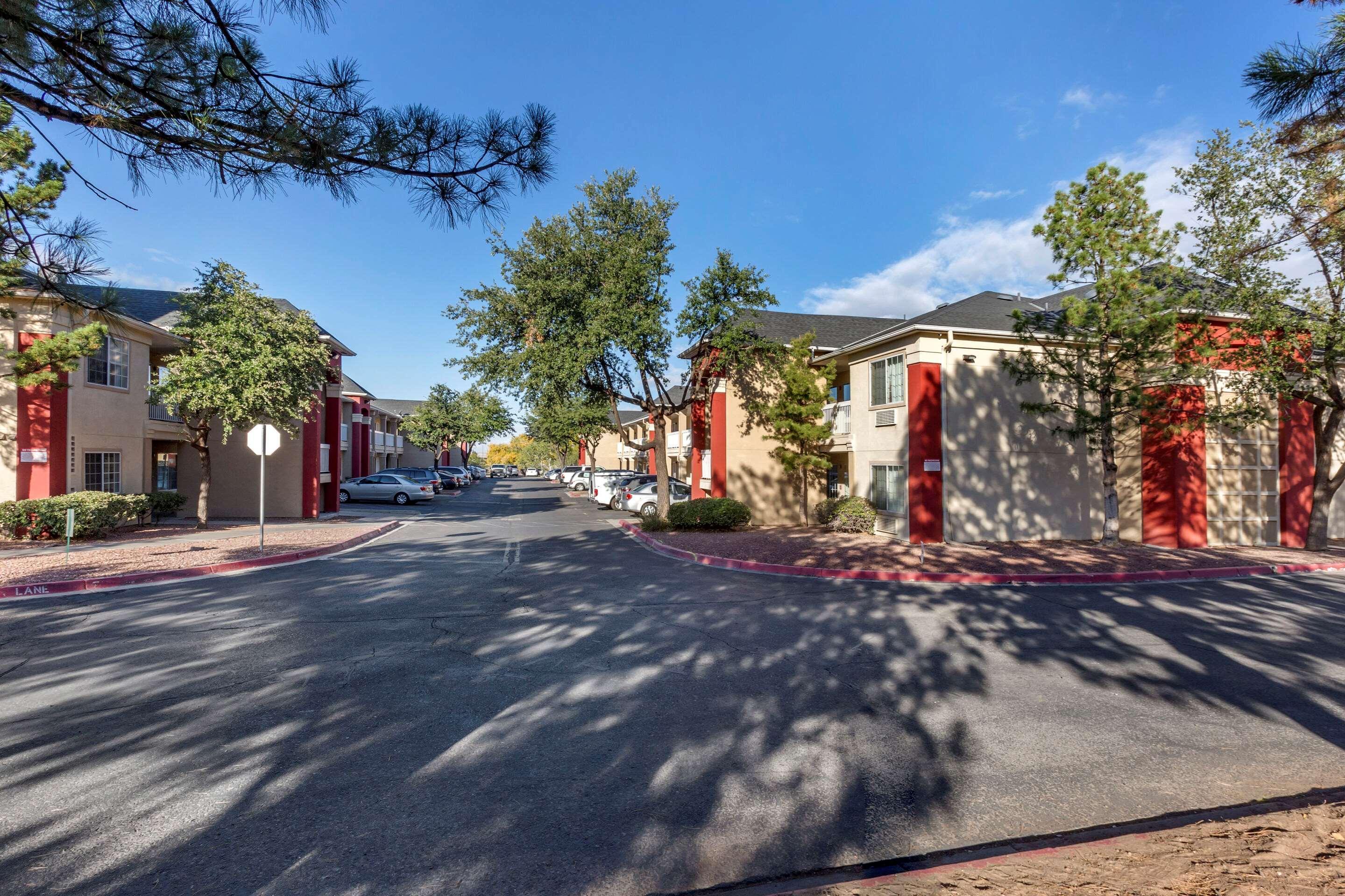 Suburban Studios Albuquerque Midtown - University Exterior foto
